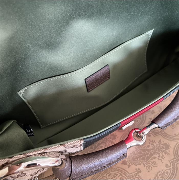 2025210C764255N20202185