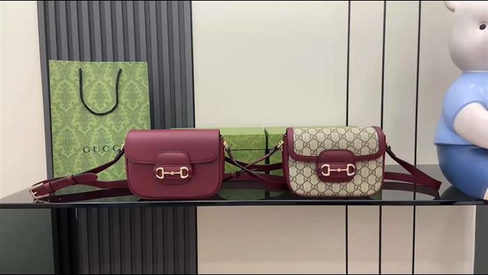 2025210C815205N2020655