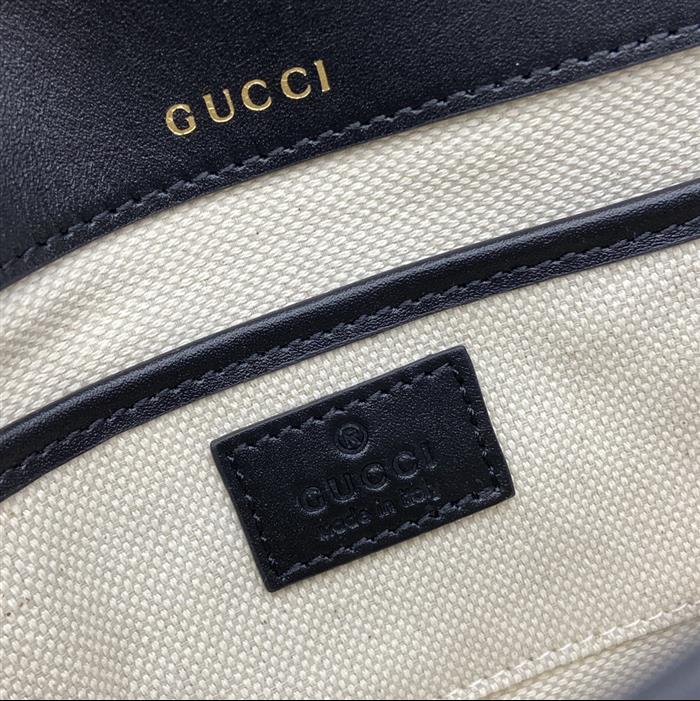 2025210C815205N20207119