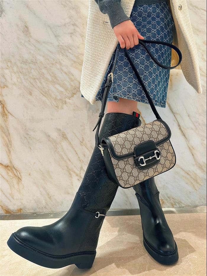 2025210C815205N20207449