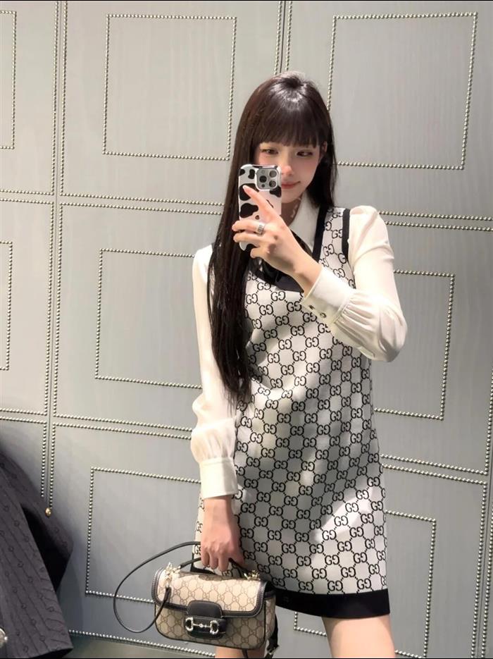 2025210C815206N20207717