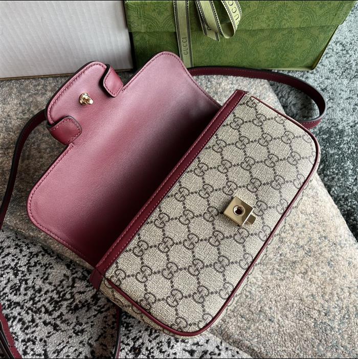 2025210C815206N20208423