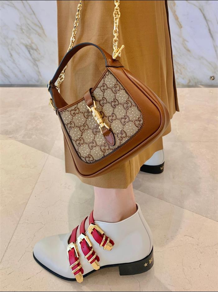 2025210C675799N202011101