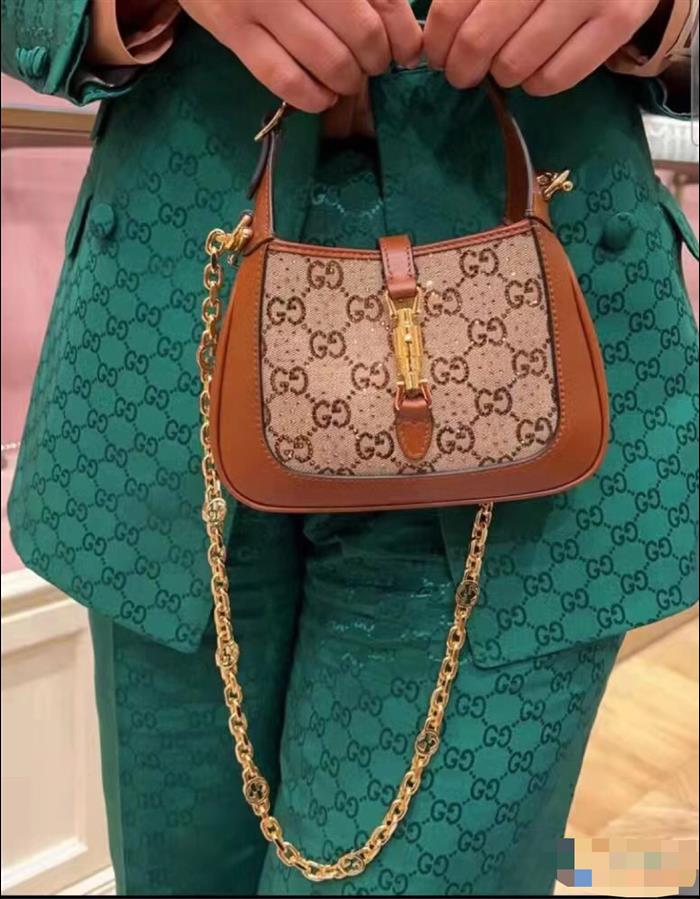 2025210C675799N202011320