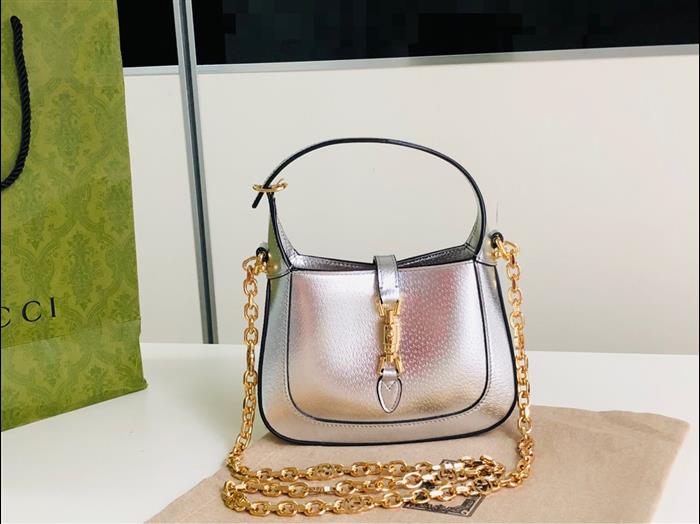 2025210C675799N202011663