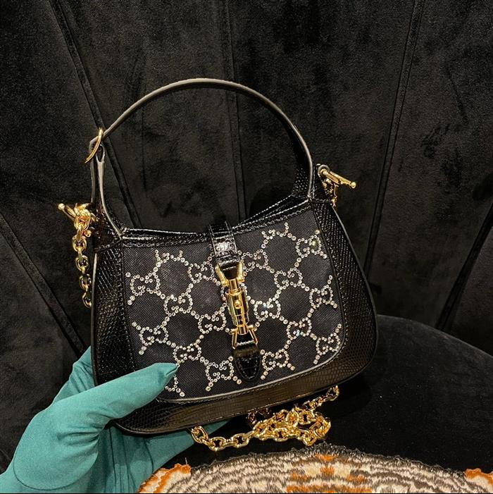 2025210C677027N202012132