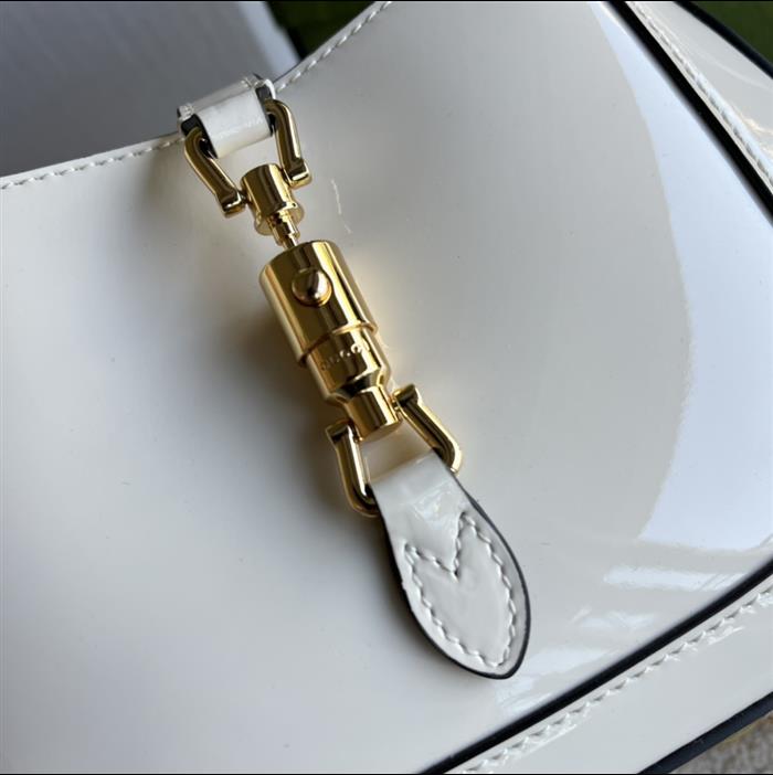 2025210C699651N202012556