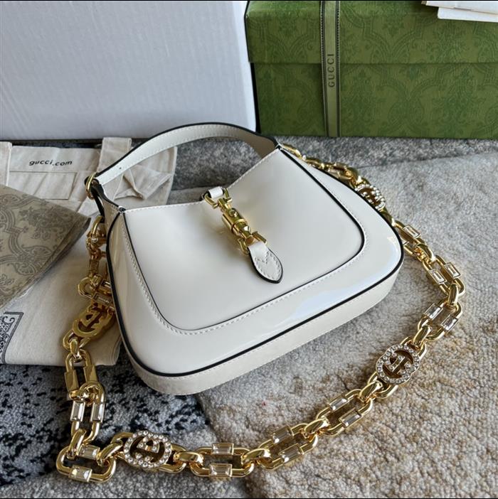 2025210C699651N202012572