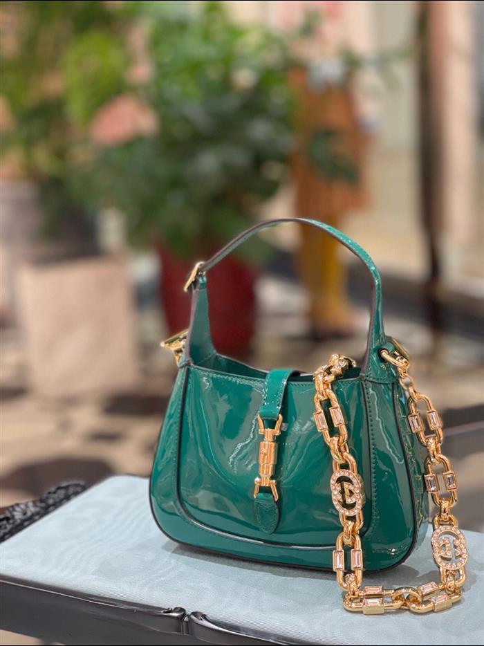 2025210C699651N202012986