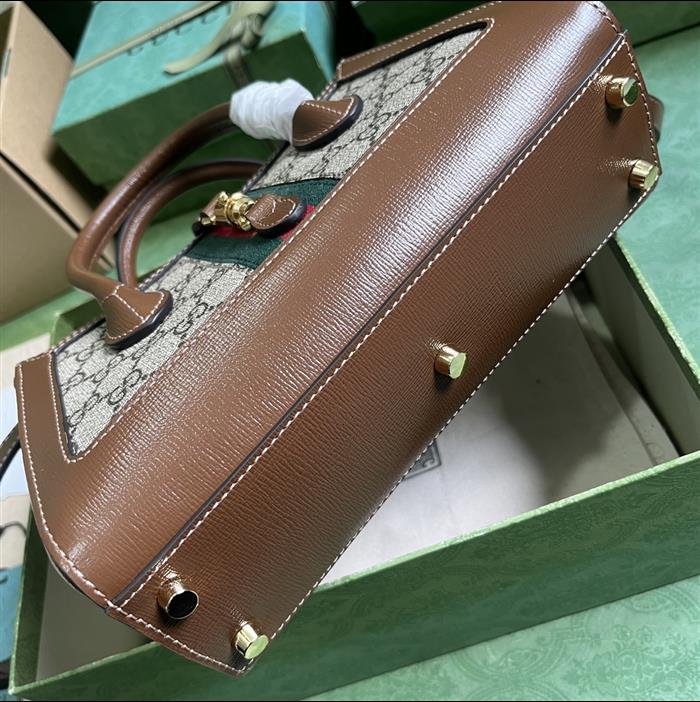 2025210C772126N202013630