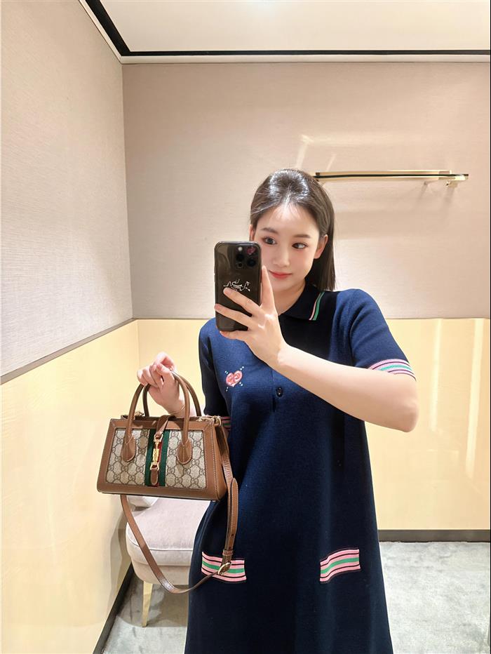 2025210C772126N202013739