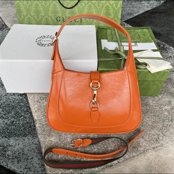 2025210C782849N202015713