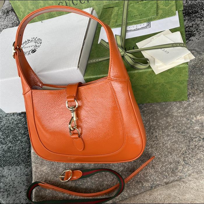 2025210C782849N202015728