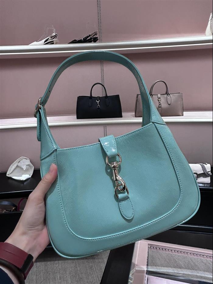 2025210C782849N202018882