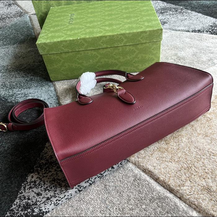 2025210C795282N202028158