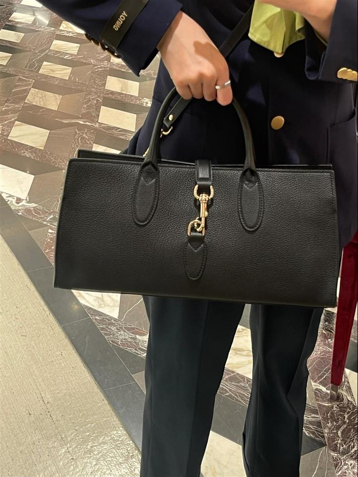 2025210C795282N20202969