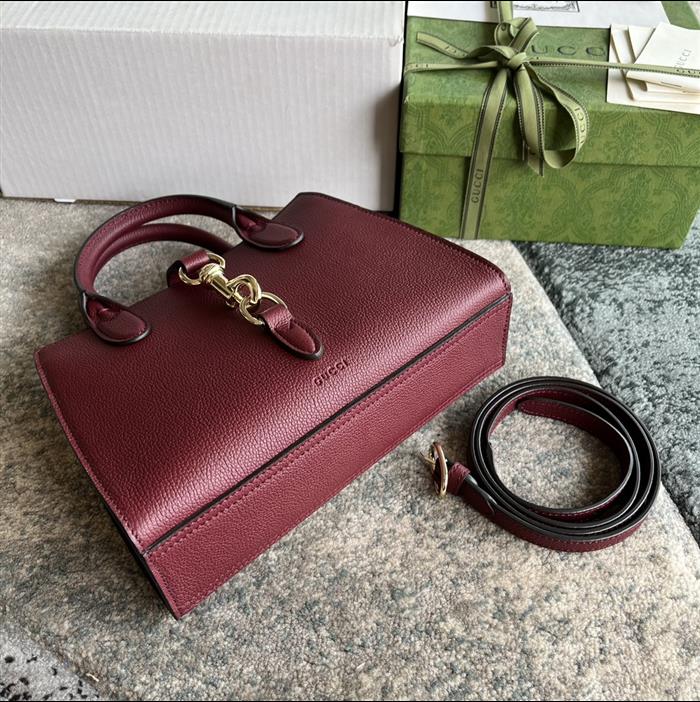 2025210C795349N202029795