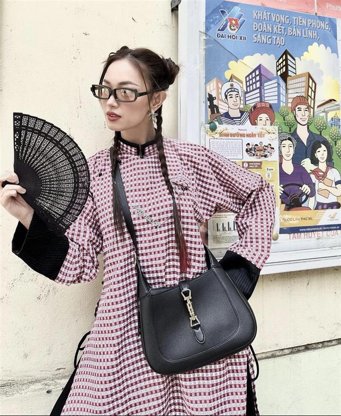 2025210C810232N202032558