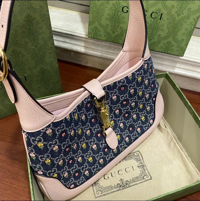 202529C636706N1641823