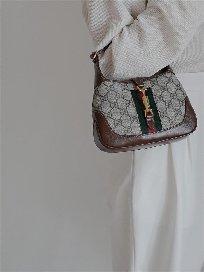 202529C637092N164114922