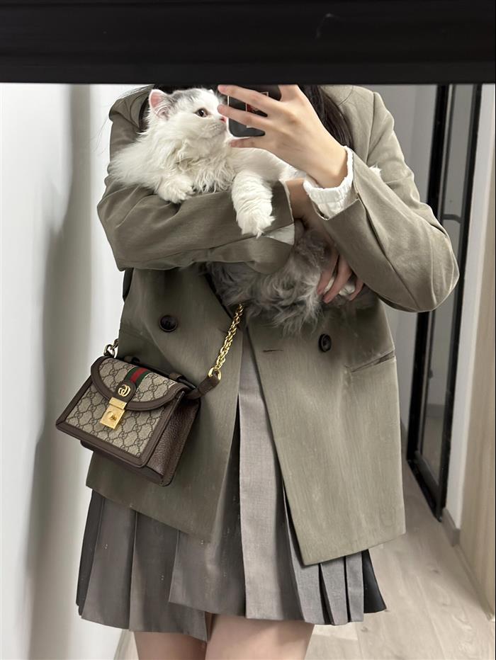 2025210C696180N20182410