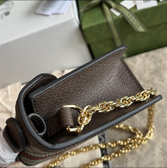 2025210C696180N201824167