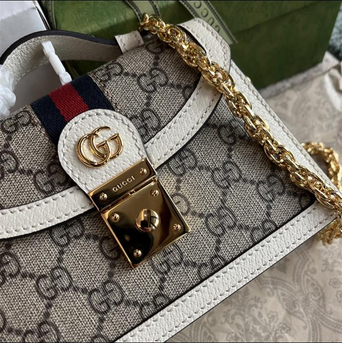 2025210C696180N201824385