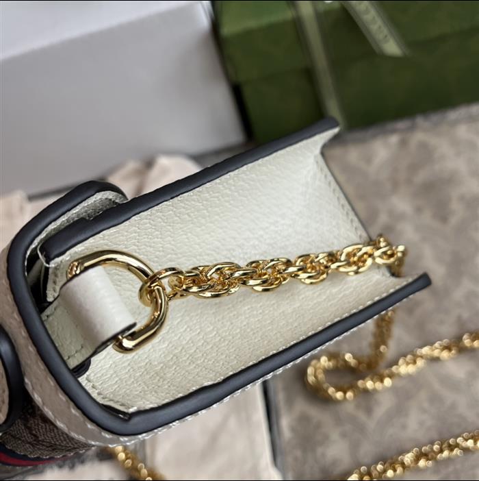 2025210C696180N201824433