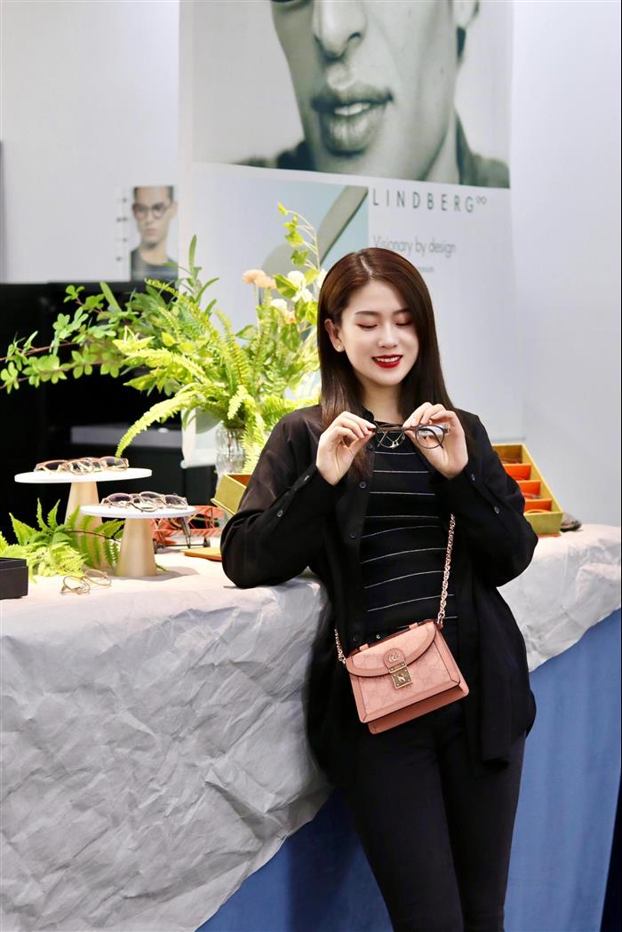 2025210C696180N201824939