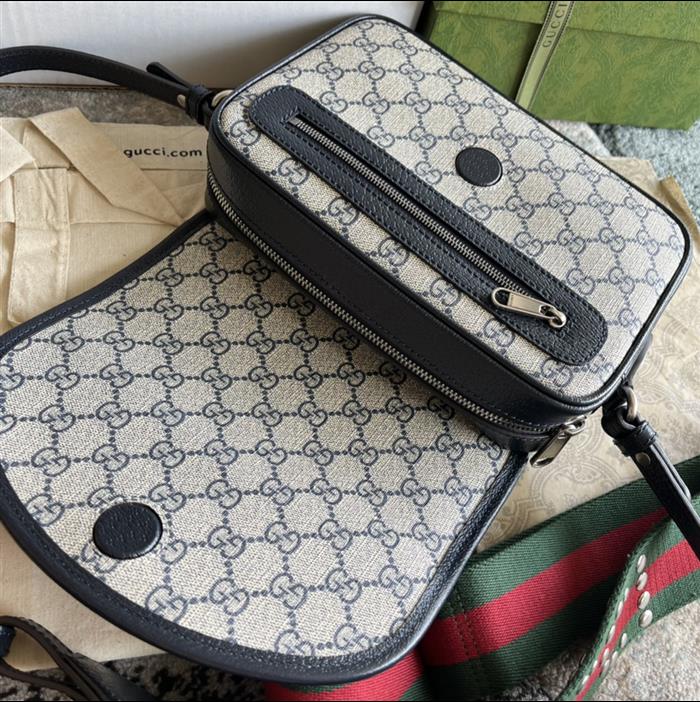 2025210C722117N201827883