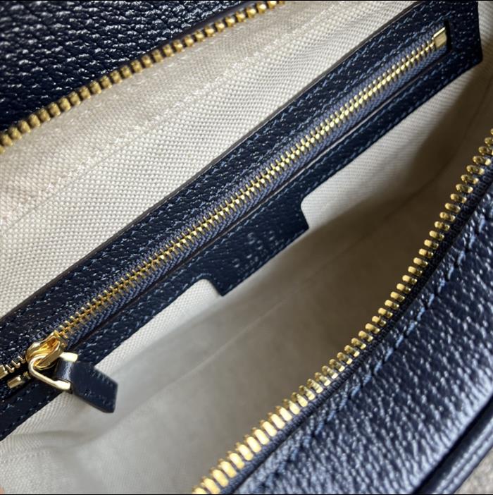 2025210C722117N201828227