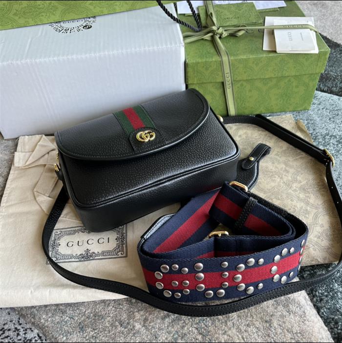 2025210C722117N201828320