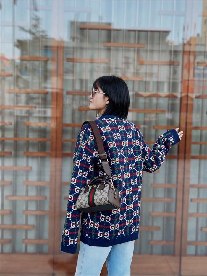 2025210C724606N201828697