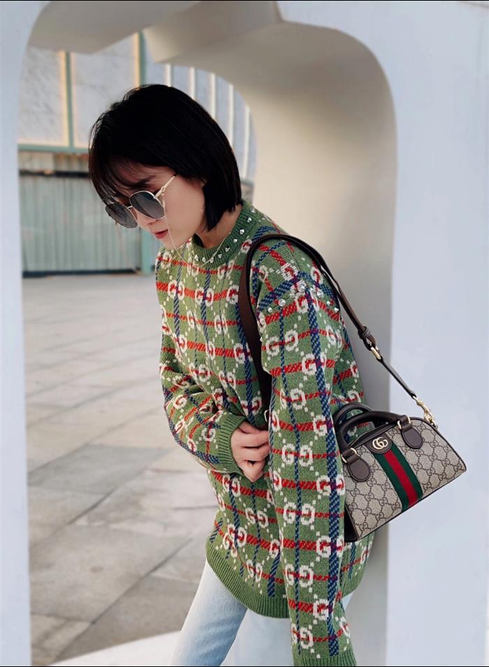 2025210C724606N201828744