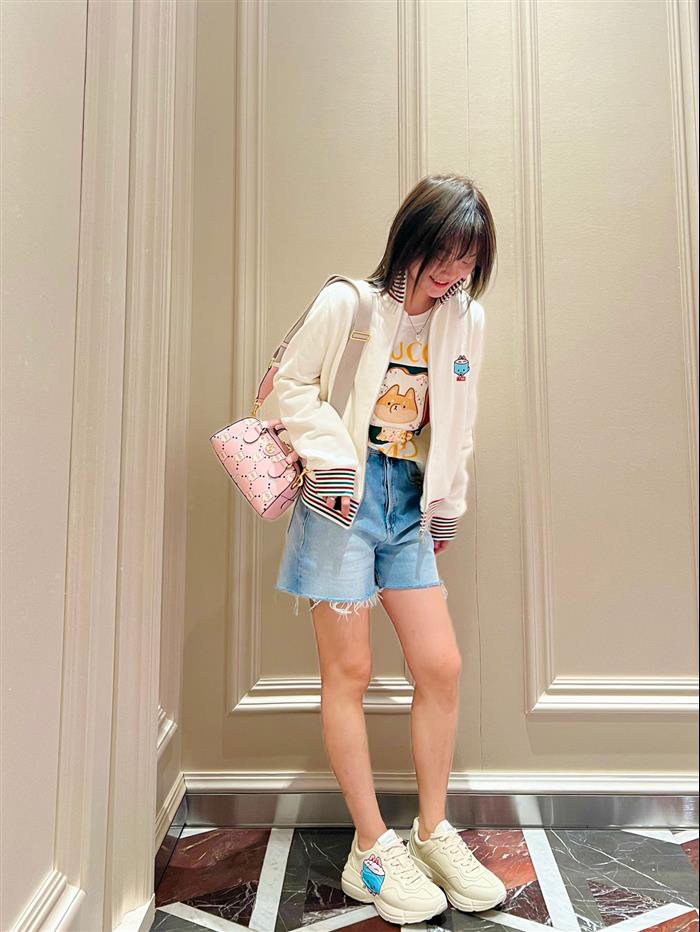 2025210C724606N201829214