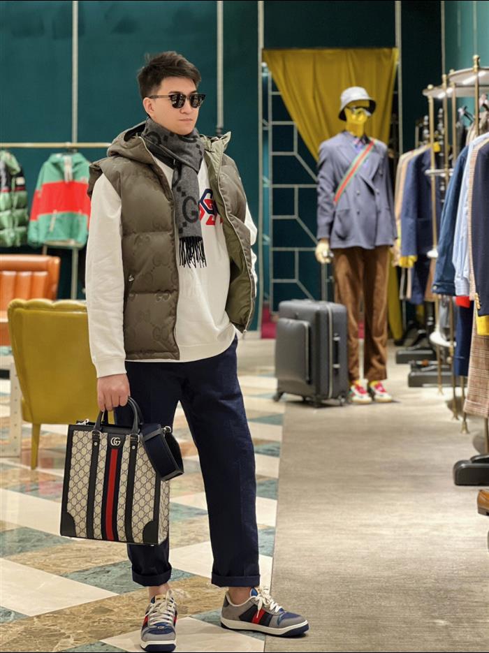 2025210C724685N201833490