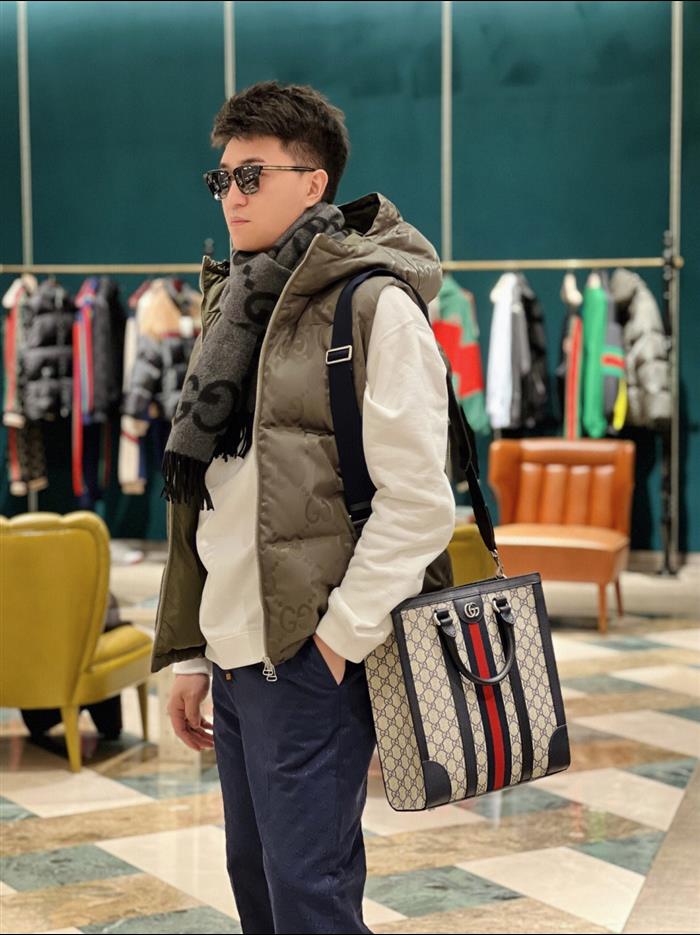 2025210C724685N201833521