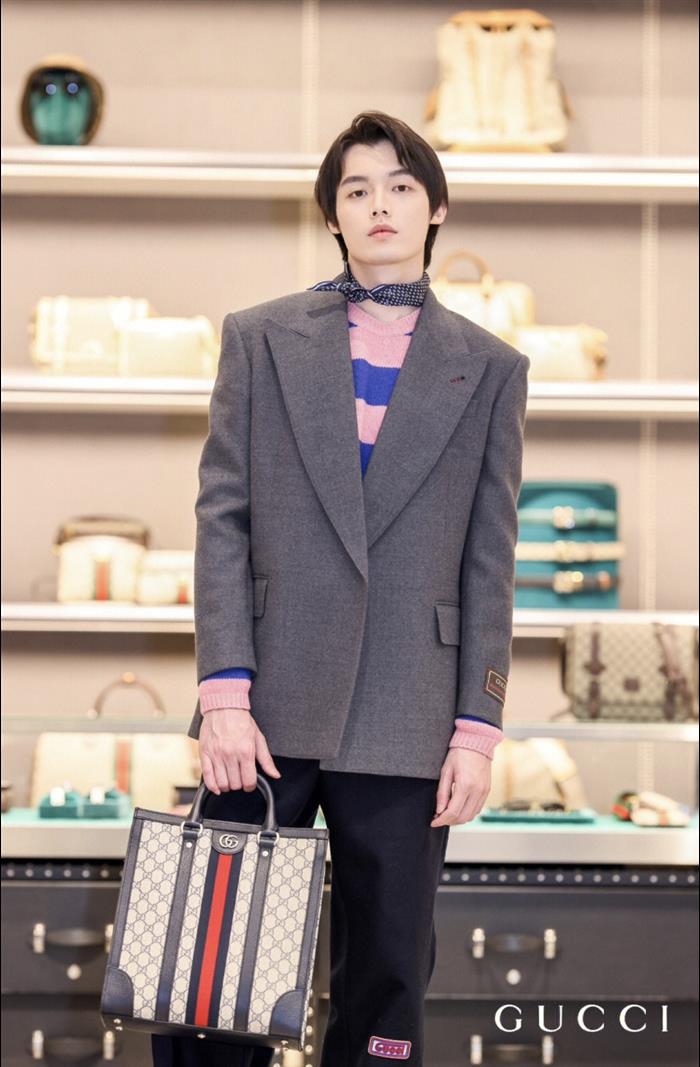 2025210C724685N201833567