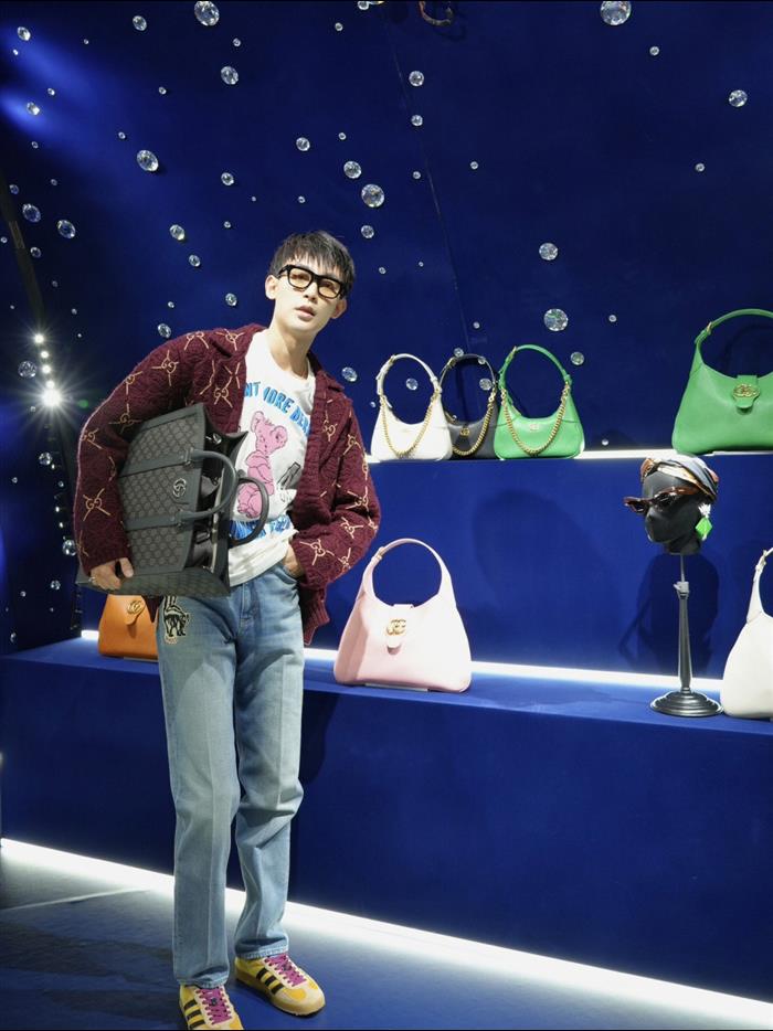 2025210C731793N201835781