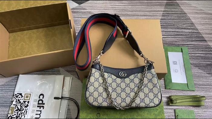 2025210C735132N201837159