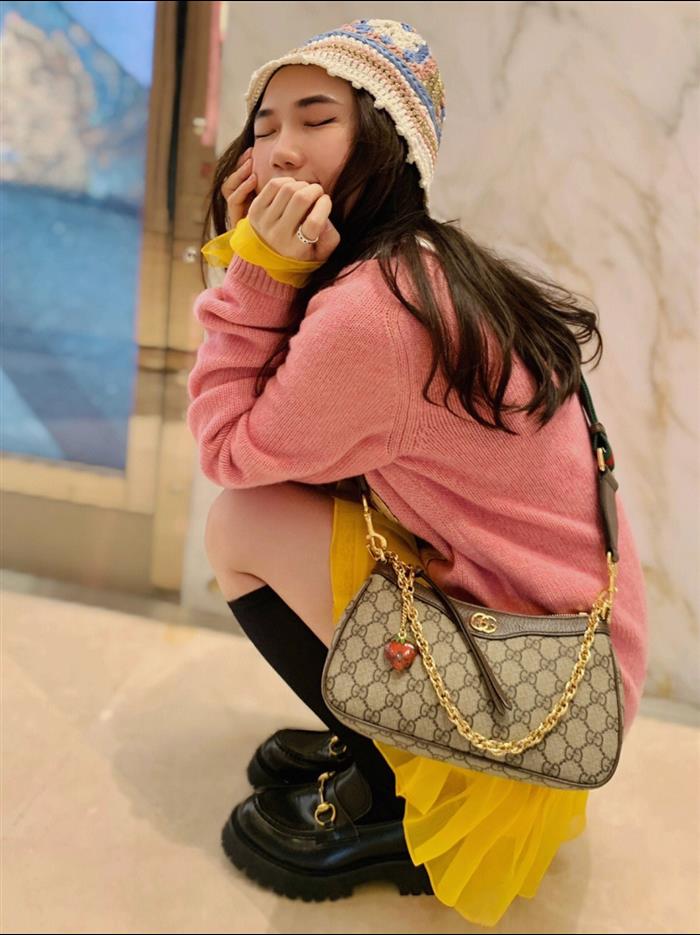 2025210C735132N201837312