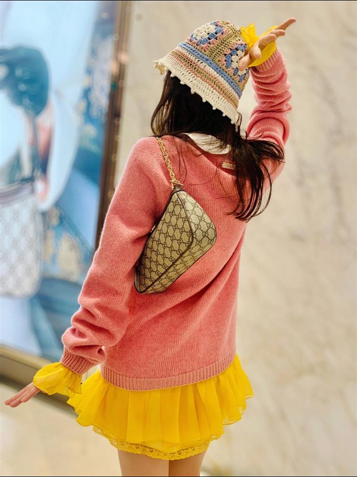 2025210C735132N201837405