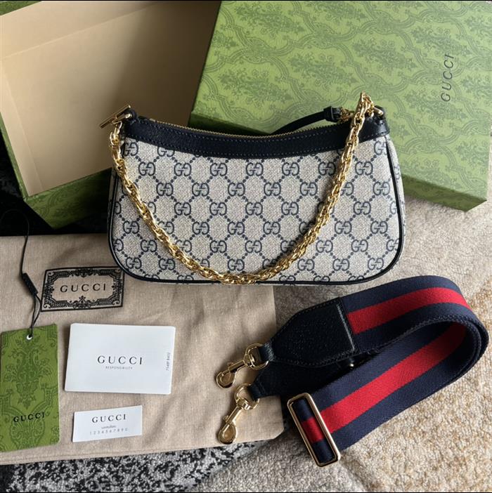 2025210C735132N201838155