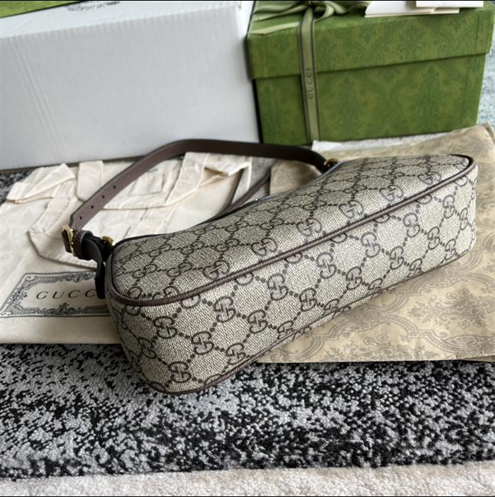 2025210C735145N201839136