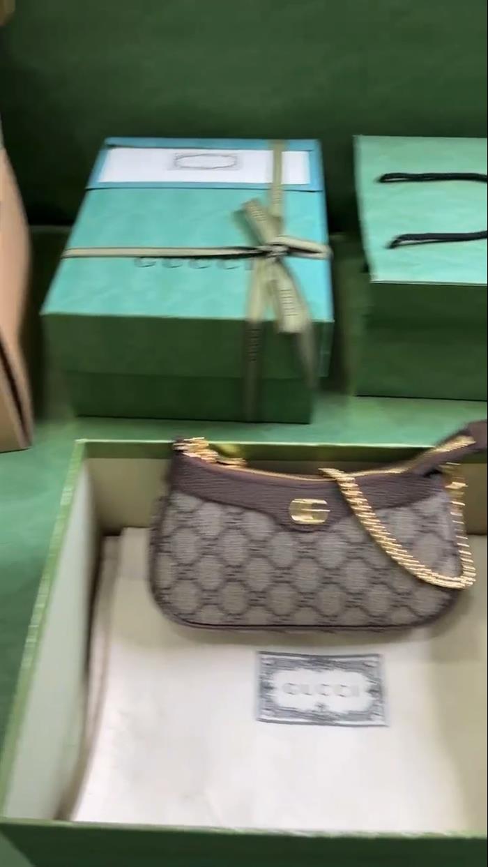 2025210C764960N201846900