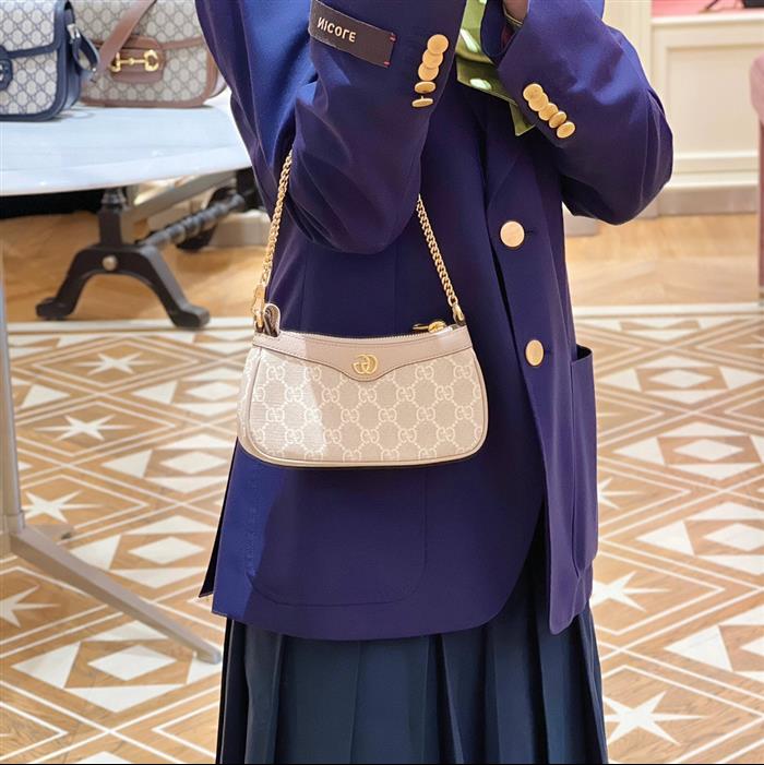 2025210C764960N201847467