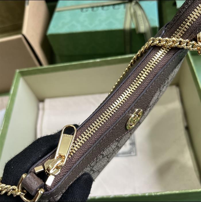 2025210C764960N201847685