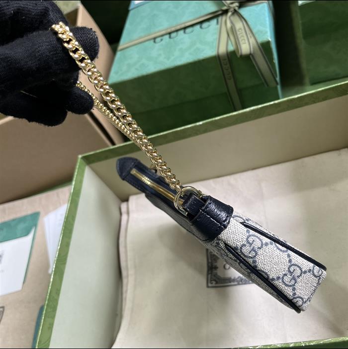 2025210C764960N201848324