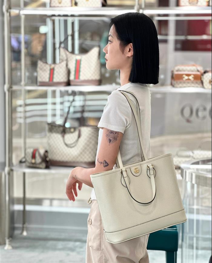 2025210C765043N201849846