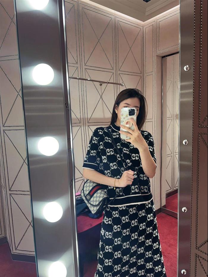 2025210C772239N201852396